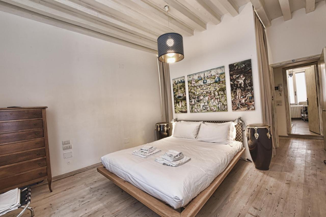 Apartment Al Piano - Away From Venice